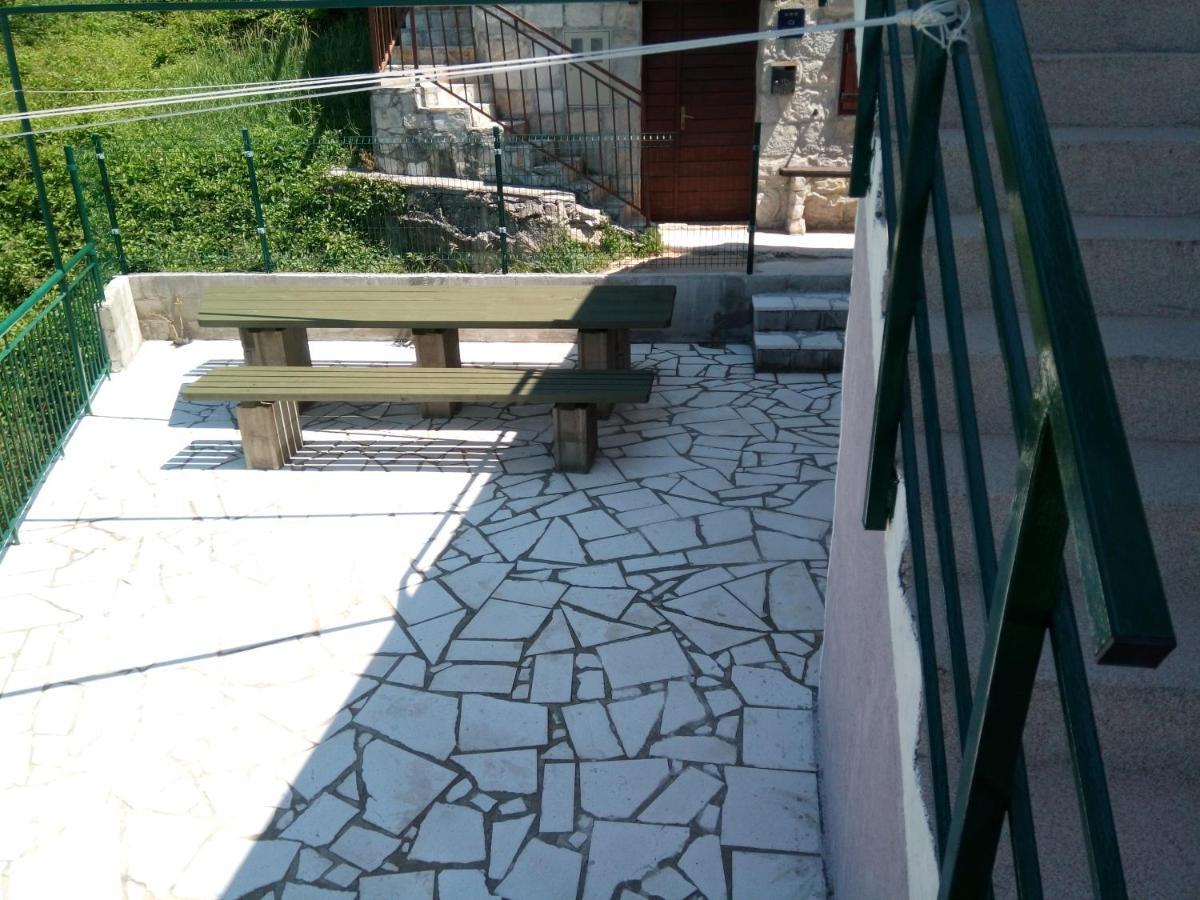 Villa Dolenec Подстрана Екстериор снимка